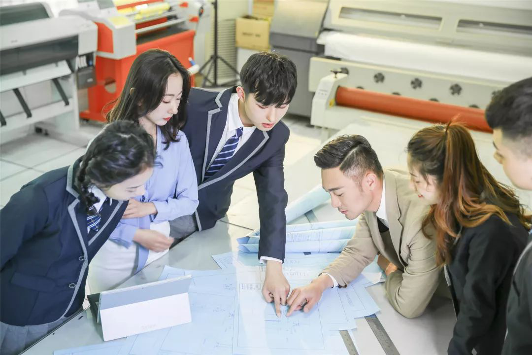99公益日 | 新起點，筑夢公益行動，新華助有志學(xué)子追夢