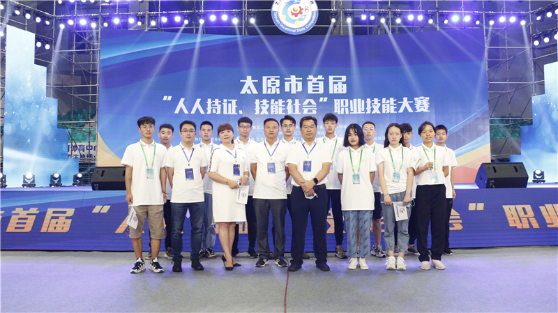 新華<a href=http://njxh.cn target=_blank class=infotextkey>專業(yè)</a>說——中國網(wǎng)民破9億，UI設(shè)計蓬勃發(fā)展！