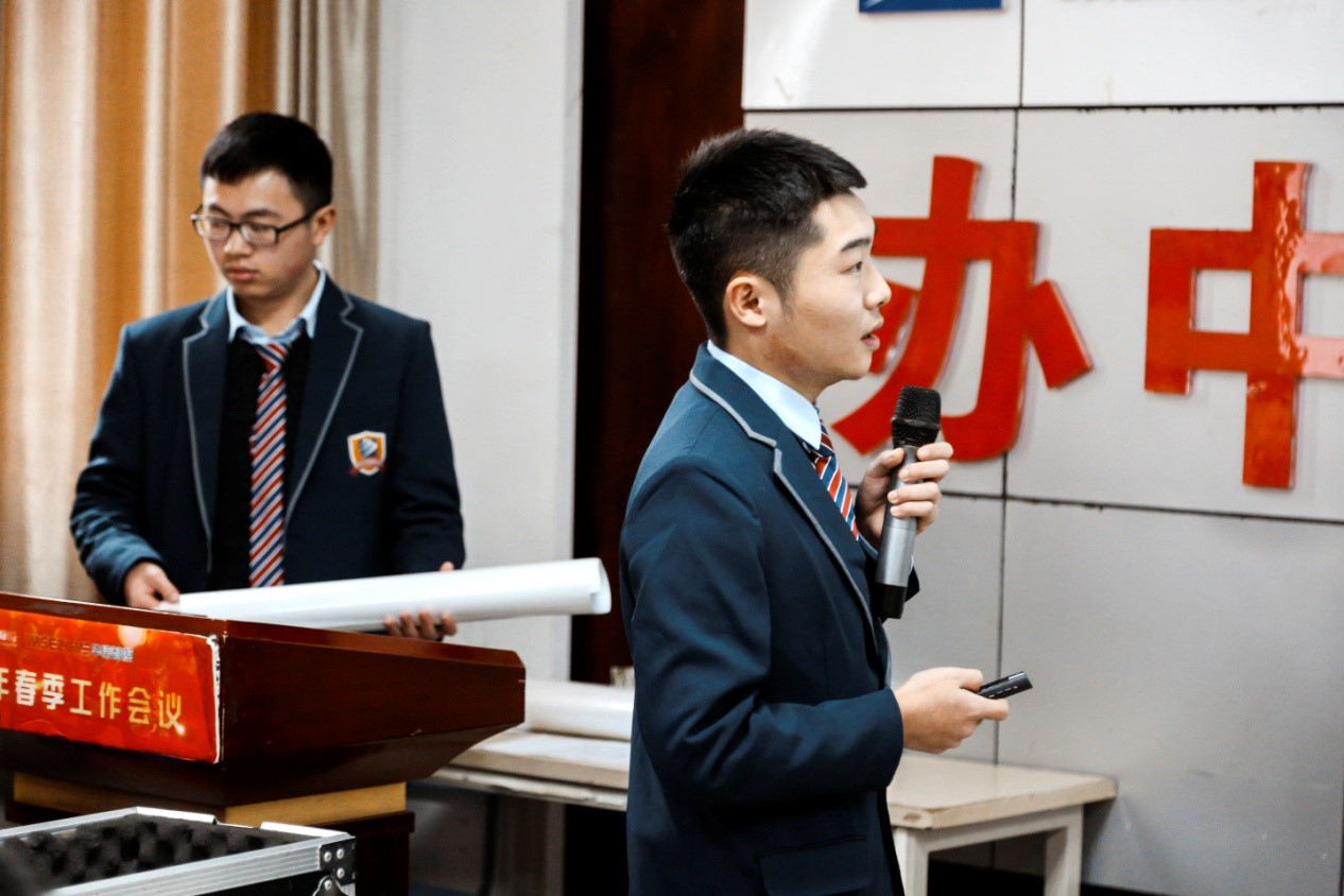 肩負(fù)職教強(qiáng)國重任，新華電腦學(xué)校升級(jí)“五項(xiàng)能力”培養(yǎng)互聯(lián)網(wǎng)高技能人才！