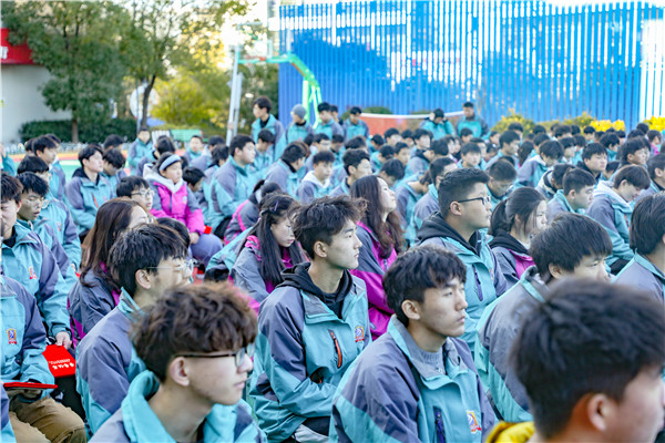 知行合一，榜樣力量 —南京新華2021年度學(xué)生工作總結(jié)暨表彰大會(huì)圓滿落幕！