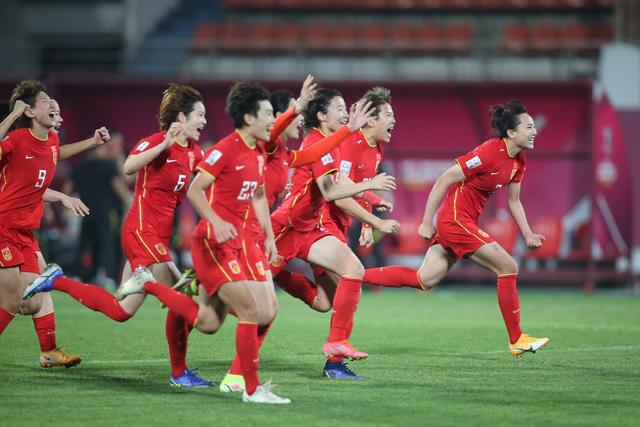 中國女足闖進亞洲杯決賽，滿滿的女性力量!