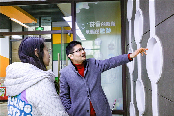 新課堂，迎接新成長|南新新華美妝新生參觀新教室