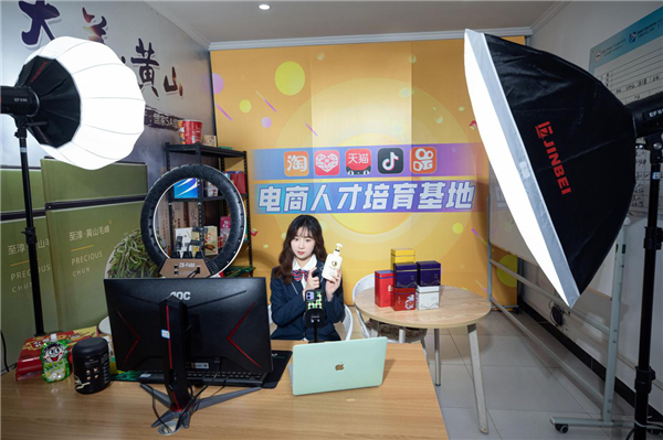 暴露年齡！這些新華老廣告詞里，有你的童年回憶！