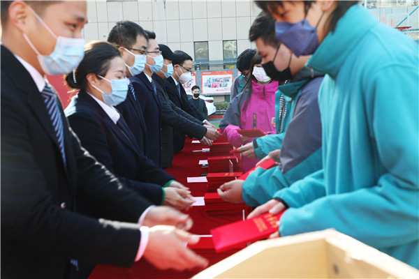 知行合一，榜樣力量——南京新華2022年度學生工作總結暨表彰大會圓滿落幕！