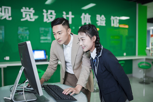 初中畢業(yè)生選<a href=http://njxh.cn target=_blank class=infotextkey>專業(yè)</a>，怎么選？