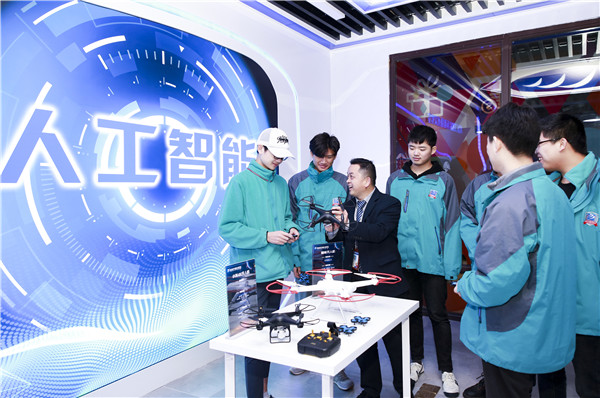 男生學什么技術(shù)有前途？
